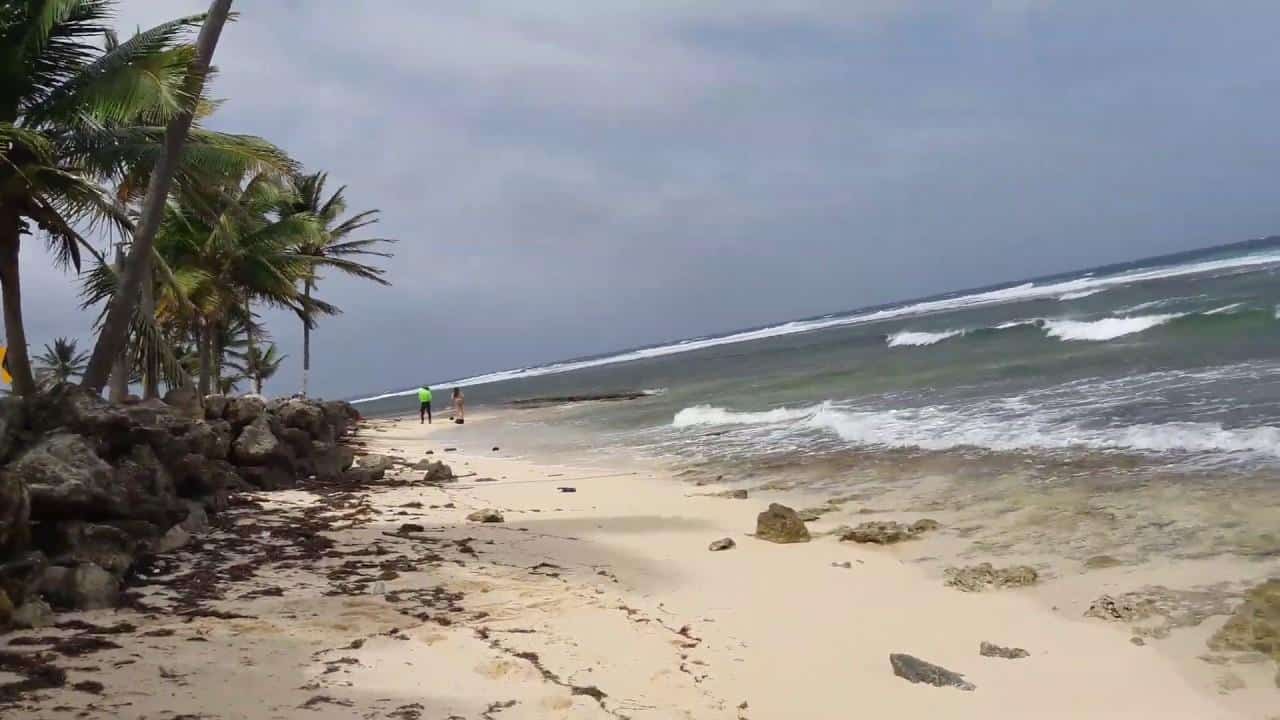 El poder curativo del baño de asiento en la playa: agua de mar como hidroterapia